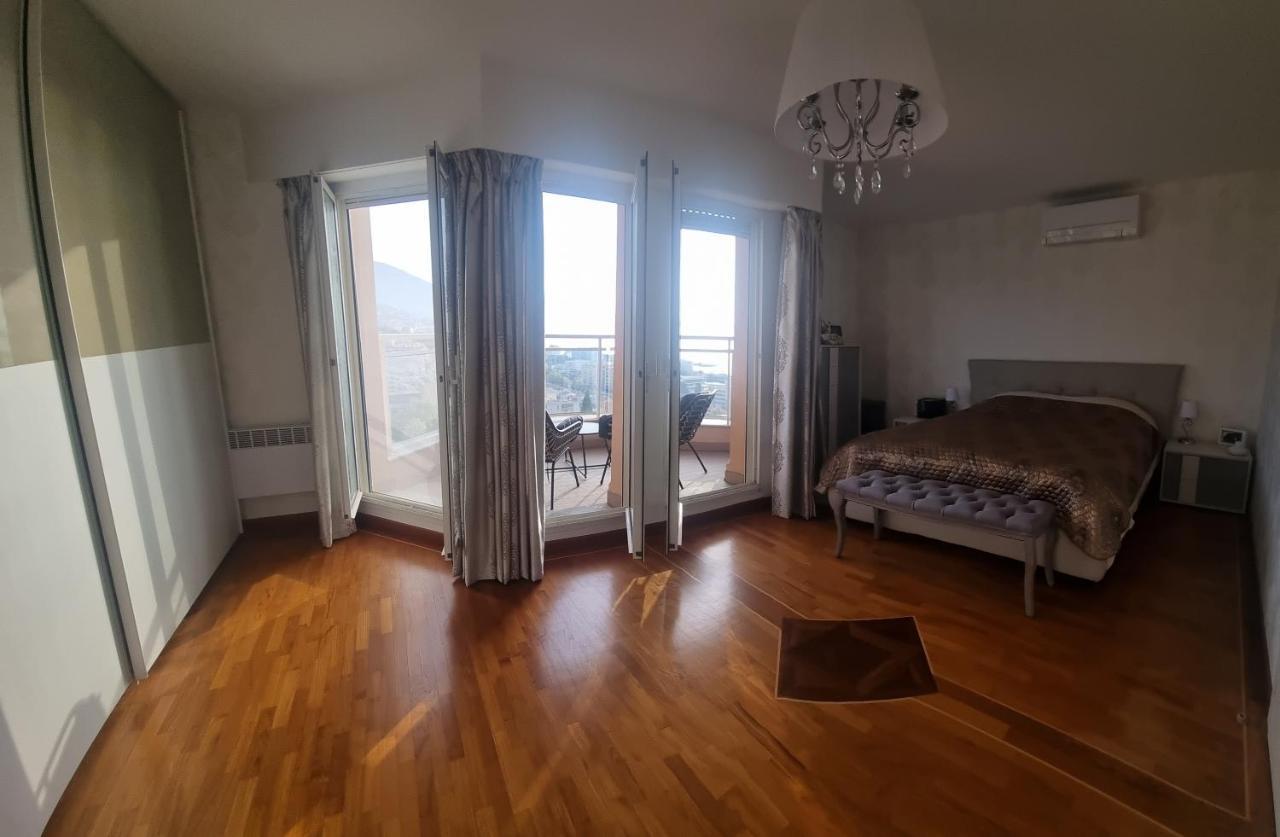 Dernier Etage D'Une Maison Roquebrune-Cap-Martin Exterior foto